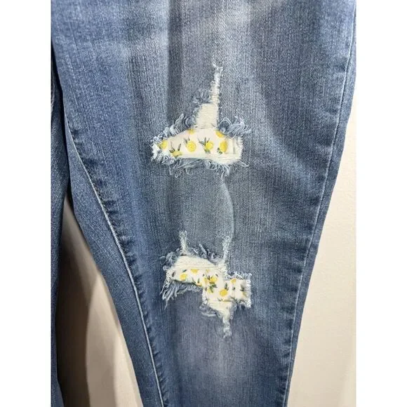Judy Blue Lemon Patch Skinny Fit Jeans Womens Size 13/31 Blue Distressed Stretch - Picture 10 of 11